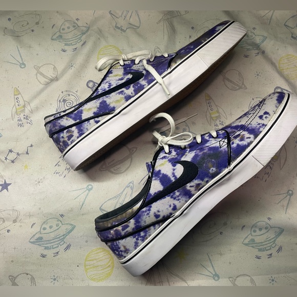 Stefan Janoksis Nike SB Sneakers - Picture 4 of 7